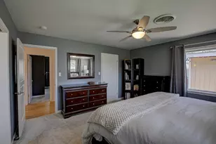 1902 E 18th St, Georgetown, TX 78626 - Photo 5