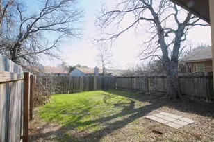 8804 Piney Point Dr, Austin, TX 78729 - Photo 11