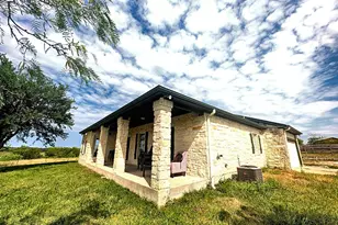 1644 Co Rd 139, Hutto, TX 78634 - Photo 19