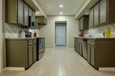 210 Loesch Drive, Elgin, TX 78621 - Photo 9