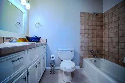 210 Loesch Drive, Elgin, TX 78621 - Photo 21