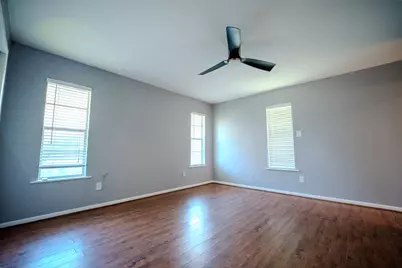 210 Loesch Drive, Elgin, TX 78621 - Photo 19