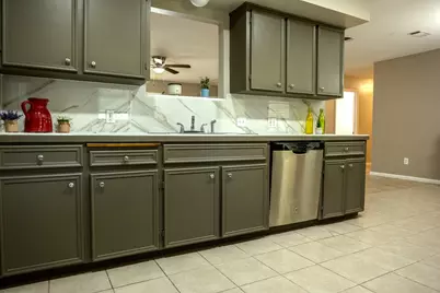 210 Loesch Drive, Elgin, TX 78621 - Photo 11