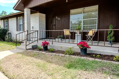 210 Loesch Drive, Elgin, TX 78621 - Photo 3