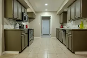 210 Loesch Dr, Elgin, TX 78621 - Photo 9
