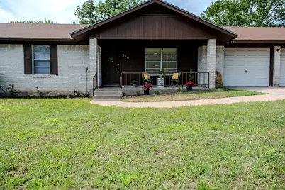 210 Loesch Drive, Elgin, TX 78621 - Photo 3