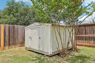 301 Bird Dog Bend, Bastrop, TX 78602 - Photo 31
