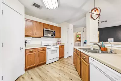 301 Bird Dog Bend, Bastrop, TX 78602 - Photo 11
