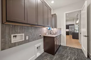 2308 Kahala Sunset Dr, Spicewood, TX 78669 - Photo 27