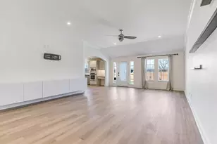 5405 Manor Rd, Austin, TX 78723 - Photo 7