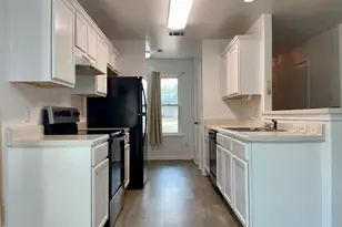 244 Marvin Cove, Hutto, TX 78634 - Photo 5