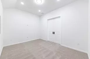 304 Barnstorm Ln, Georgetown, TX 78628 - Photo 21