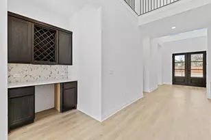 304 Barnstorm Ln, Georgetown, TX 78628 - Photo 5