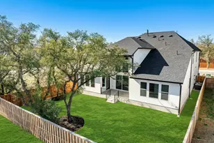 304 Barnstorm Ln, Georgetown, TX 78628 - Photo 23