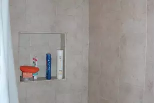 915 W 23rd St, Austin, TX 78705 - Photo 17