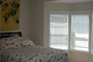 915 W 23rd St, Austin, TX 78705 - Photo 11