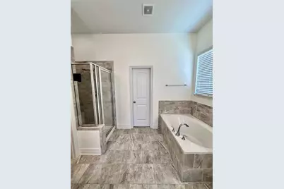 756 Bonnet Boulevard, Georgetown, TX 78628 - Photo 13