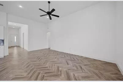 13701 Ronald Reagan Boulevard #106, Cedar Park, TX 78613 - Photo 17