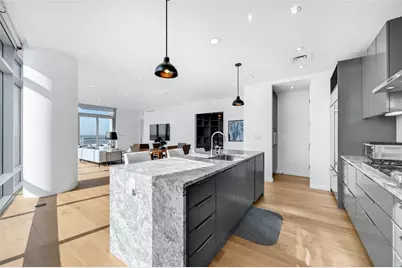 200 Congress Avenue #32SE, Austin, TX 78701 - Photo 9