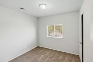 2401 Burleson Rd, Austin, TX 78741 - Photo 23