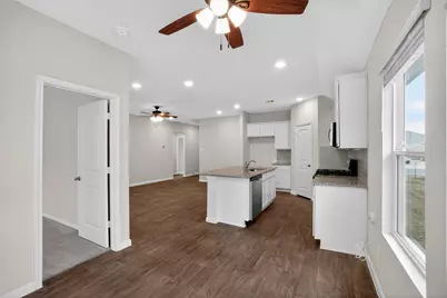 206 Addison Place, Lockhart, TX 78644 - Photo 9