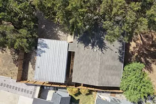 904 Plateau Cir, Austin, TX 78745 - Photo 25