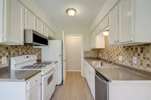 418 Linden St, Bastrop, TX 78602 - Photo 11