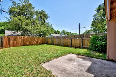 418 Linden Street #A, Bastrop, TX 78602 - Photo 23