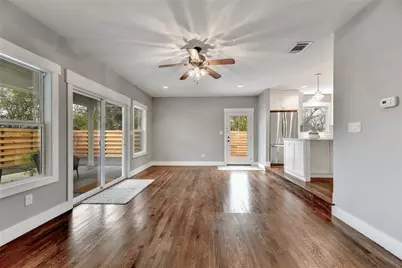 2807 French Place, Austin, TX 78722 - Photo 11