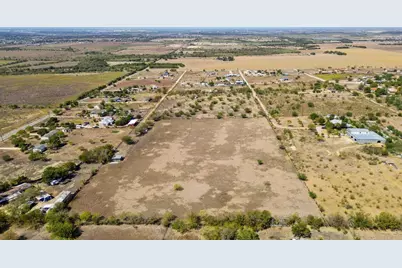 1513 Graef Road, Kyle, TX 78640 - Photo 11