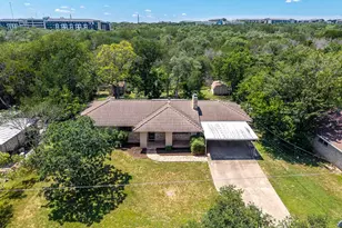 5804 Parkwood Dr, Austin, TX 78735 - Photo 29