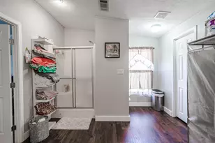 264 Flaming Oak Dr, Bastrop, TX 78602 - Photo 17