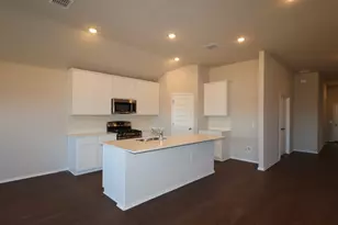 9200 Corvallis Dr, Austin, TX 78747 - Photo 3