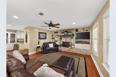 718 Post Oak Drive, Dripping Springs, TX 78620 - Photo 5