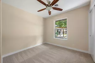 2611 East Side Dr, Austin, TX 78704 - Photo 25