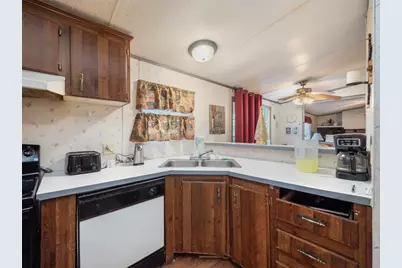 2525 Hugo Road, San Marcos, TX 78666 - Photo 11