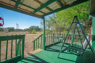 2525 Hugo Rd, San Marcos, TX 78666 - Photo 29