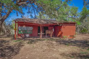 2525 Hugo Rd, San Marcos, TX 78666 - Photo 35