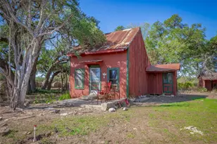 2525 Hugo Rd, San Marcos, TX 78666 - Photo 33