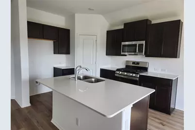 302 Sebring Circle, Hutto, TX 78634 - Photo 5