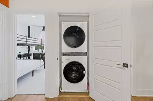 1811 Webberville Rd, Austin, TX 78721 - Photo 21