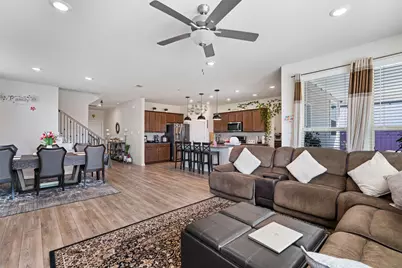 113 Yellow Thistle Cove, Georgetown, TX 78626 - Photo 5