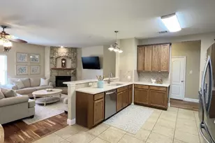 17705 Mahonia Ln, Elgin, TX 78621 - Photo 13