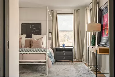 510 Thousand Oaks Drive, Cedar Creek, TX 78612 - Photo 11