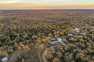 510 Thousand Oaks Dr, Cedar Creek, TX 78612 - Photo 33