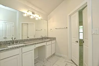 10620 W Lakeview Drive, Jonestown, TX 78645 - Photo 19