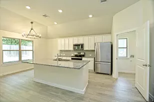 10620 W Lakeview Dr, Jonestown, TX 78645 - Photo 13