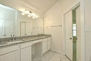 10620 W Lakeview Dr, Jonestown, TX 78645 - Photo 19