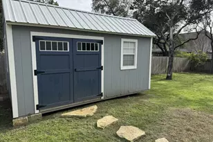 104 Cowal Dr S, Briarcliff, TX 78669 - Photo 17