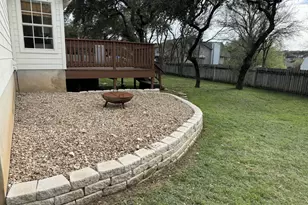 104 Cowal Dr S, Briarcliff, TX 78669 - Photo 15